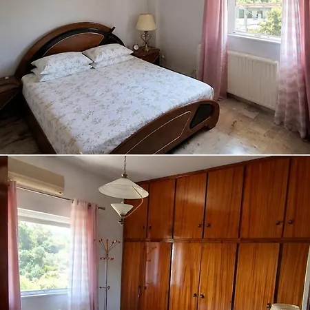 بيت للعطل Olga's Sea & Port View House