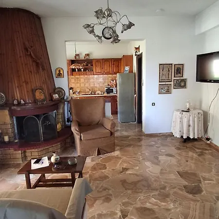 Olga's Sea & Port View House *